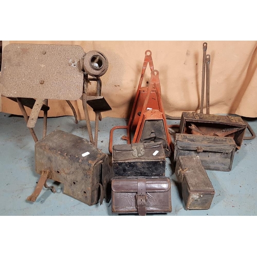 204 - Various vintage tool boxes and carriers.