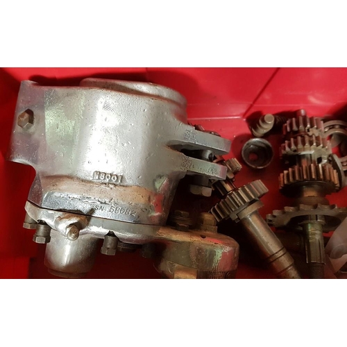 319 - Various Norton gearbox parts, including cases, numbered G5 825 and G102 8928, buyers should check ho... 