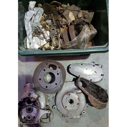 346 - A BSA C11 engine, dismantled, numbered C11 1989, buyers should check for the completeness of this lo... 