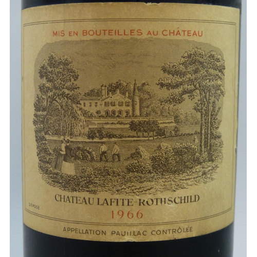 226 - Chateau Lafite Rothschild 1966 Pauillac x 1.