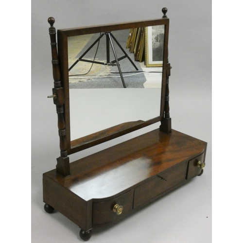 400 - A Victorian mahogany dressing table swing mirror, the rectangular plate, 39 x 48 cm, mounted on a sh... 