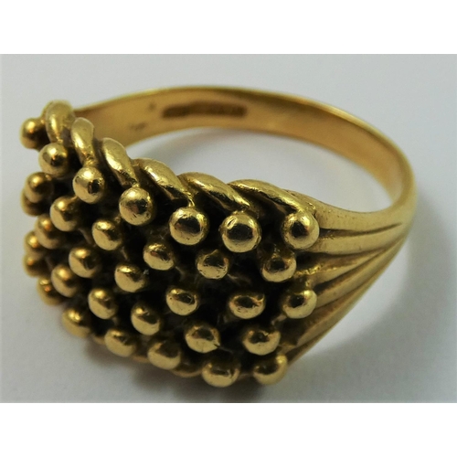 42 - An 18ct gold entwined knot dress ring, Sheffield 1999, weight 12.5 gm, size Y 1/2.