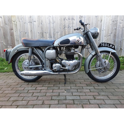 1039 - 1959 Norton Dominator 88, 497 cc. Registration number 760 LRA (non transferrable). Frame number 122 ... 