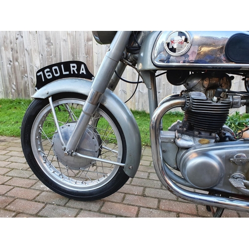 1039 - 1959 Norton Dominator 88, 497 cc. Registration number 760 LRA (non transferrable). Frame number 122 ... 