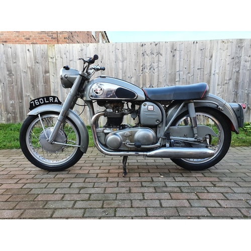 1039 - 1959 Norton Dominator 88, 497 cc. Registration number 760 LRA (non transferrable). Frame number 122 ... 