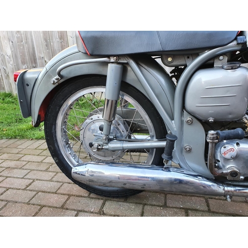 1039 - 1959 Norton Dominator 88, 497 cc. Registration number 760 LRA (non transferrable). Frame number 122 ... 