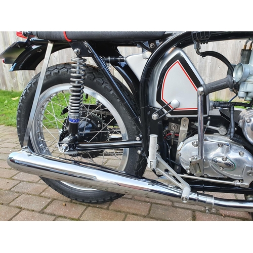 1040 - 1966 Triton Cafe Racer, 750 cc. Registration number GFX 143D. Frame number L12457659601. Engine numb... 