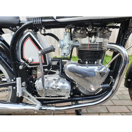 1040 - 1966 Triton Cafe Racer, 750 cc. Registration number GFX 143D. Frame number L12457659601. Engine numb... 