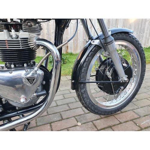 1040 - 1966 Triton Cafe Racer, 750 cc. Registration number GFX 143D. Frame number L12457659601. Engine numb... 