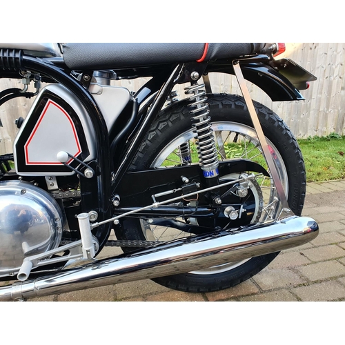 1040 - 1966 Triton Cafe Racer, 750 cc. Registration number GFX 143D. Frame number L12457659601. Engine numb... 