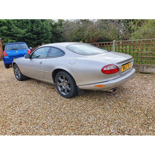 1011 - 1998 Jaguar XK8 Coupe, 3996 cc. Registration number B4 JXK. Chassis number SAJJGAED3AR031241. Engine... 