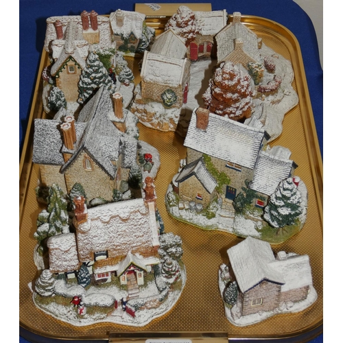 88 - A collection of Lilliput Lane Christmas cottages, including 'Frosty Morning', 'Christmas Cake', 'Chr... 