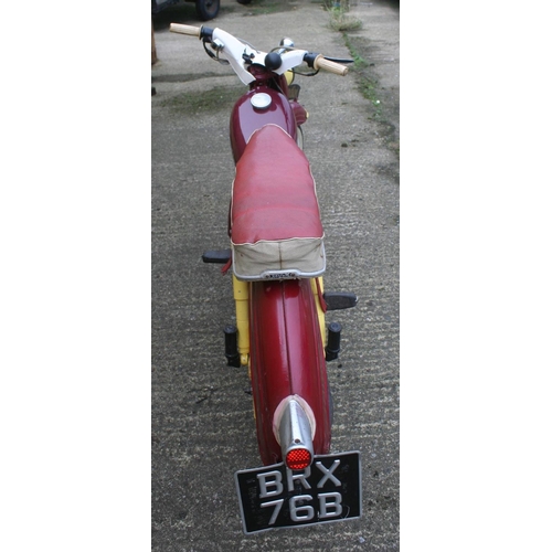 1022 - 1964 Victoria Vicky 117, 49cc. Registration number BRX 76B. Frame number 1172008380. Engine number 8... 