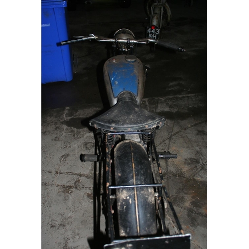 1033 - 1931 Triumph WL, 350 cc. Registration number Q675 XBB (see text). Frame number B3518. Engine number ... 