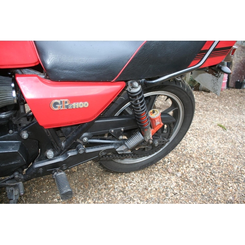 1037 - 1981 Kawasaki GPZ 1100, 1100 cc. Registration number YRP 302W. Frame number KZT10B004717. Engine num... 