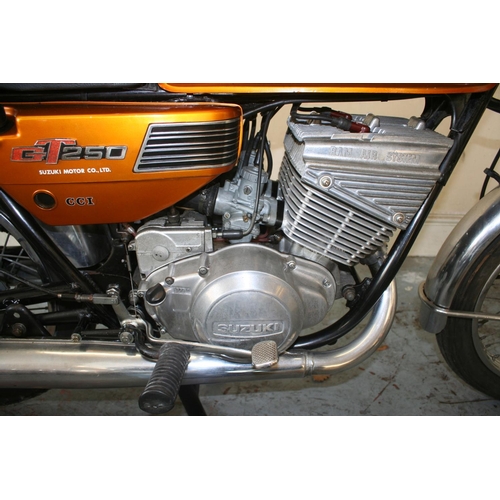 1039 - 1975 Suzuki GT 250, 247 cc. Registration number LVU 278P. Frame number 63081. Engine number 64425. S... 