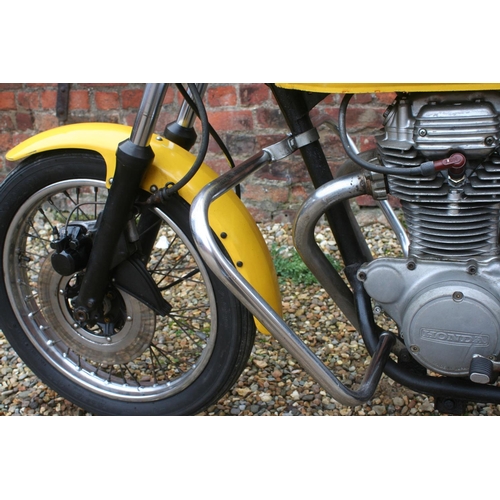 1040 - 1977 Honda 250T, 249 cc. Registration number ACX 535R. Frame number CJ250T-2013121. Engine number CJ... 