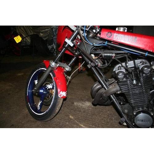 1043 - Straightliner Yamaha FJ1200. Little is known of the history of this machine, it is believed to have ... 