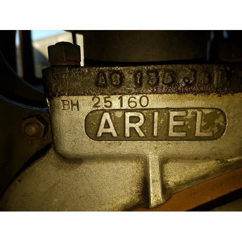 1046 - c. 1943/45 Ariel W/NG, 350 cc. Registration number UAT 376. Frame number XG 56238. Engine number BH ... 