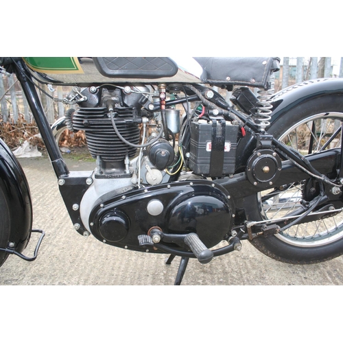 1047 - 1951 BSA B31, 350 cc. Registration number Unregistered. Frame number ZB31 16316. Engine number ZB31 ... 