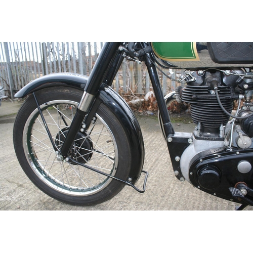 1047 - 1951 BSA B31, 350 cc. Registration number Unregistered. Frame number ZB31 16316. Engine number ZB31 ... 