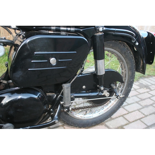 1048 - 1956 Norton ES2, 500 cc. Registration number 489 UYW (non-transferable), Frame number 4M-72273. Engi... 