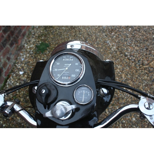 1054 - 1960 Royal Enfield Constellation, 693 cc. Registration number VMW 994. Frame number 916. Engine numb... 