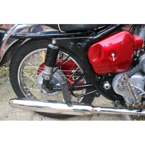 1054 - 1960 Royal Enfield Constellation, 693 cc. Registration number VMW 994. Frame number 916. Engine numb... 