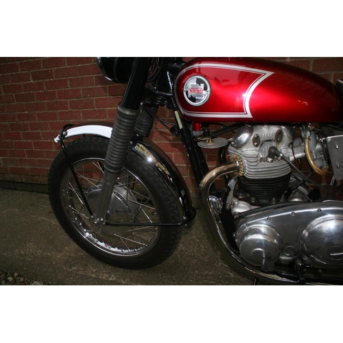 1056 - 1967 Norton N15CS, 748 cc. Registration number JUF 552E. Frame number 119789. Engine number N15CS 11... 