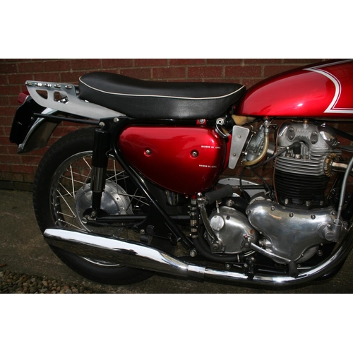 1056 - 1967 Norton N15CS, 748 cc. Registration number JUF 552E. Frame number 119789. Engine number N15CS 11... 