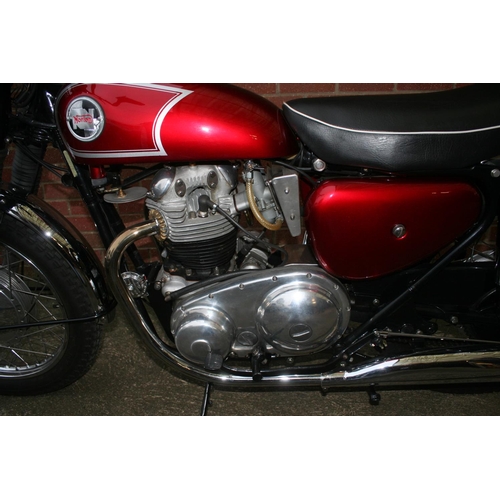 1056 - 1967 Norton N15CS, 748 cc. Registration number JUF 552E. Frame number 119789. Engine number N15CS 11... 