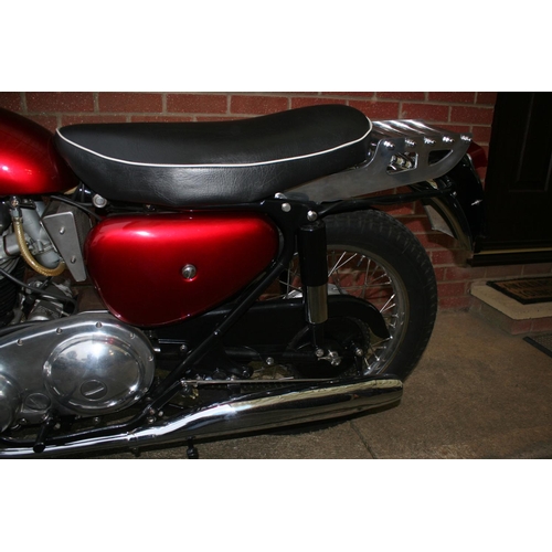 1056 - 1967 Norton N15CS, 748 cc. Registration number JUF 552E. Frame number 119789. Engine number N15CS 11... 