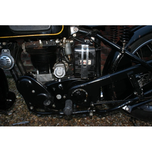 1062 - 1938 Velocette MSS, 498 cc. Registration number BV 8633. Frame number 5254. Engine number MSS 3515. ... 