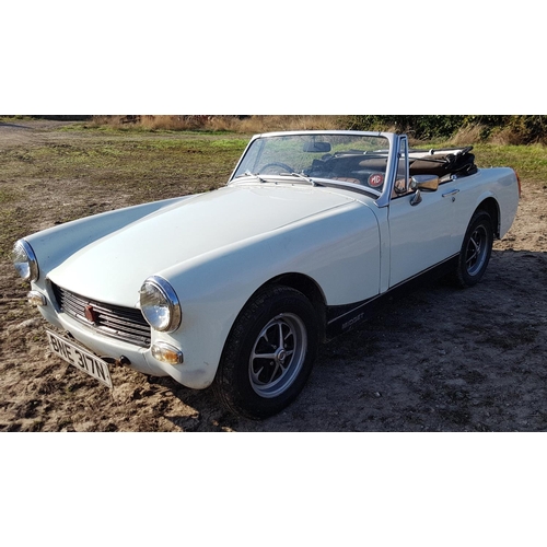 1974 MG Midget Mk III, 1275 cc. Registration number BNE 317N