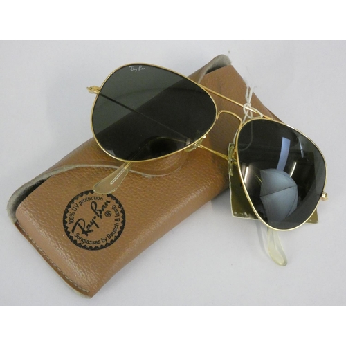 173 - Ray Ban by Bausch & Lomb, a pair of vintage Aviator sunglasses, with RB 3 green lenses, label, case,... 