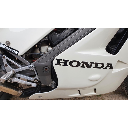 1142 - 1987 Honda VFR400R, 399 cc. Registration number D228 CHG. Frame number NC21-1015119. Engine number u... 