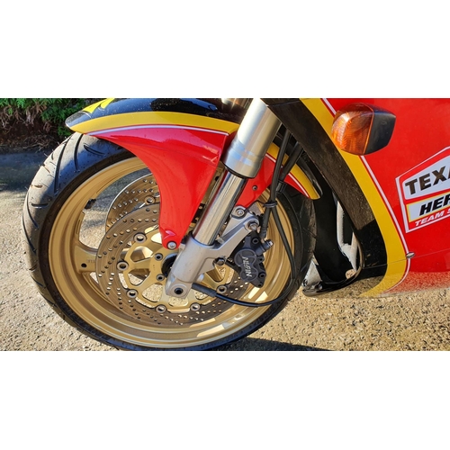 1143 - 1990 Suzuki GXSR 400, 400cc. Registration number J234 GGO. Frame number GK76A – 104902. Engine numbe... 