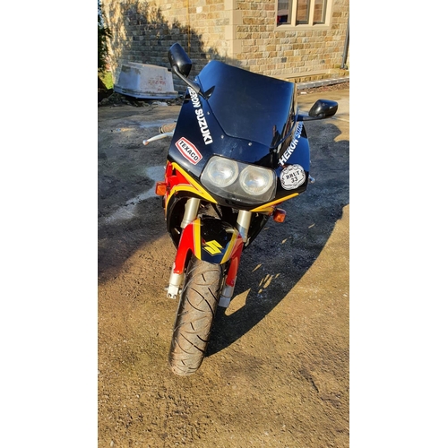 1143 - 1990 Suzuki GXSR 400, 400cc. Registration number J234 GGO. Frame number GK76A – 104902. Engine numbe... 