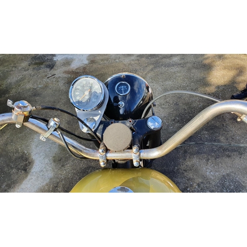 1127 - 1960 BSA Golden Flash, 650cc. Registration number 639 XVG. Frame number GA79606. Engine number DA106... 