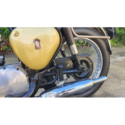 1127 - 1960 BSA Golden Flash, 650cc. Registration number 639 XVG. Frame number GA79606. Engine number DA106... 