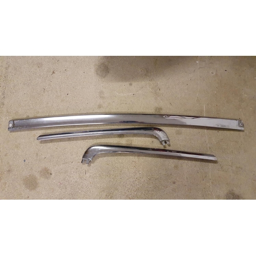 130 - A Mercedes W126 chrome three piece rear bumper, used but good.