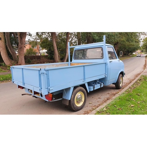 1007 - 1975 Bedford CF 22 cwt pickup truck, petrol, 2279 cc. Registration number HPW 217N. Chassis number 9... 