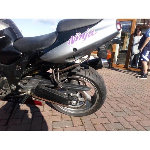 1145 - 1996 Kawasaki ZX9R, 900cc. Registration number N797 RUT. Frame number ZXB012971. Engine number ZX900... 