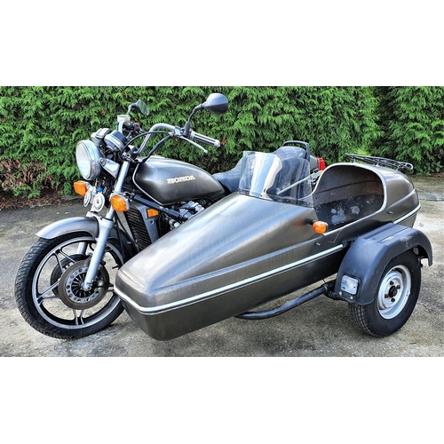 1152 - 1983 Honda Silver Wing with side car, 650cc. Registration number YNE 878Y. Frame number JH2RC1006 DM... 