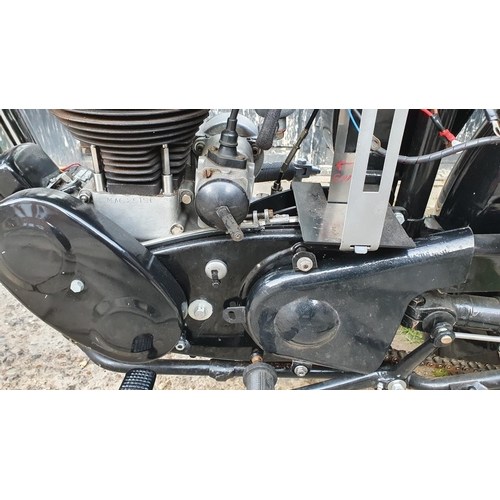 1136 - 1953 Velocette MAC, 350cc. Registration number 331 XVK (non transferrable). Frame number RS2244. Eng... 