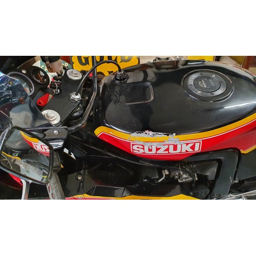 1143 - 1990 Suzuki GXSR 400, 400cc. Registration number J234 GGO. Frame number GK76A – 104902. Engine numbe... 