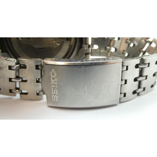 165 - Seiko, a stainless steel chronograph automatic gentleman's day/date wristwatch, ref 6139 - 6012, c. ... 