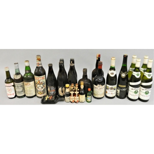 266 - St Gisbertus 1994 x 4, various sherry x 3, various miniatures and other alcohol.