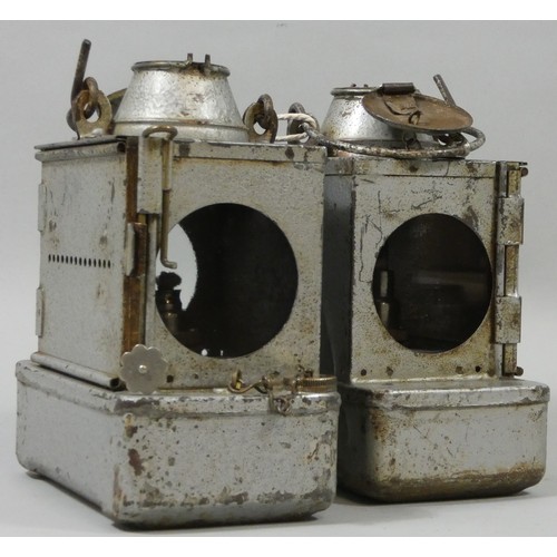 252 - Two rectangular silver painted signal lamps with burners (2).