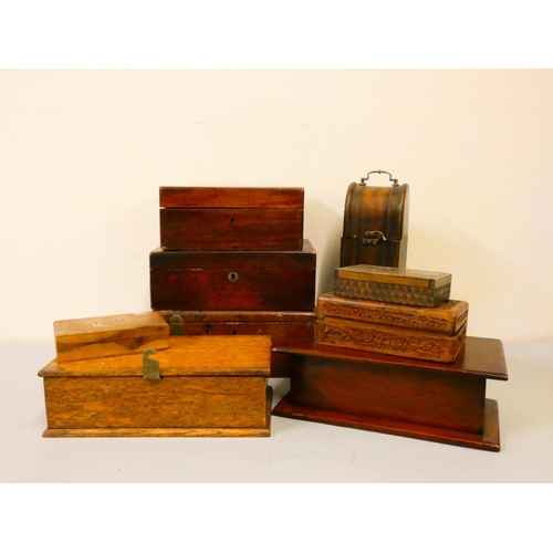 121 - A large quantity of wood boxes, together with a box of jewellery and trinket boxes. (2)